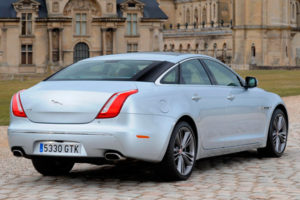 Jaguar XJ review 2011